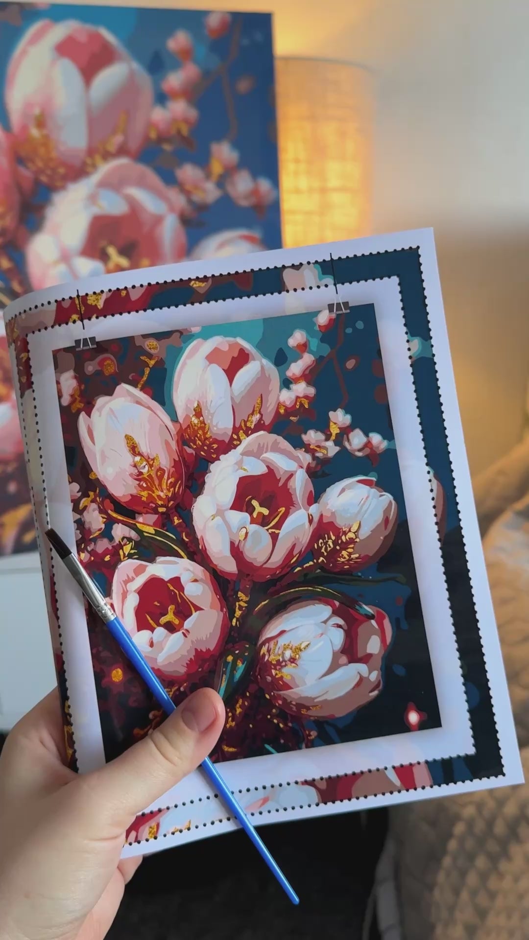 Pictură pe numere – lalele roz delicate cu auriu